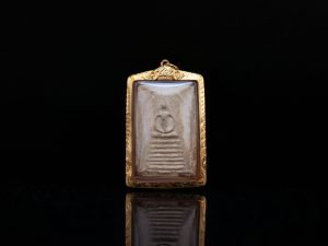 Read more about the article 泰國佛牌禁忌真的那麼多？破解 5 大佩戴誤區（行房、睡覺、去廁所）｜泰期佛